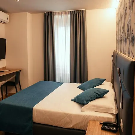Bike Touring & Wellness Hotel Gardone Riviera