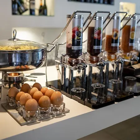 Bike Touring Gardone Riviera&wellness 3* Gardone Riviera