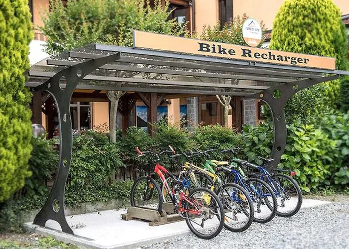 מלון Bike Touring & Wellness